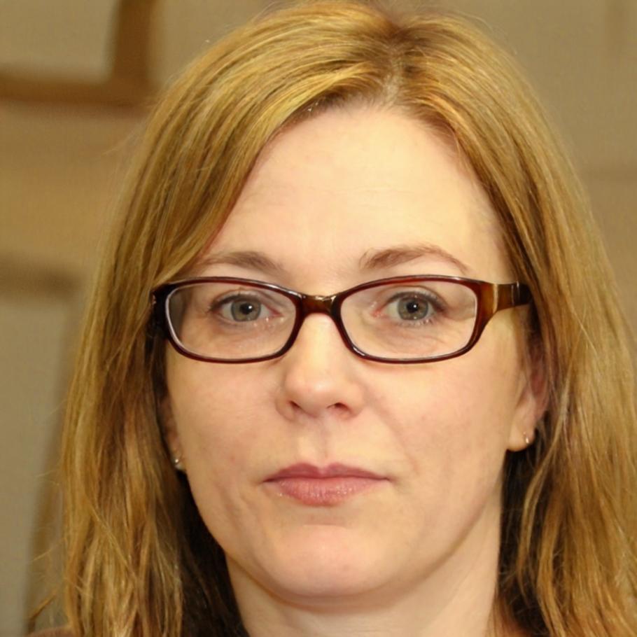 Julia Hoffmann